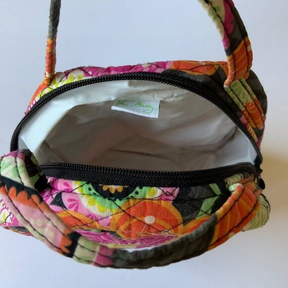 Vera Bradley Ziggy Zinnia Quilted Insulated Lunch Bag - Picture 6 of 8